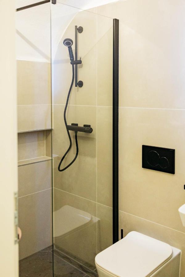Vila Jakopic Apartments 류블랴나 외부 사진